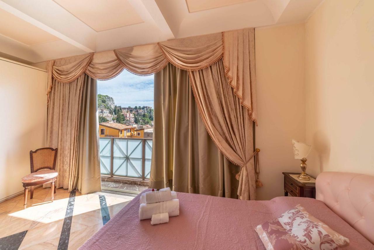 Palazzo Di Ferro Taormina Appartement Buitenkant foto